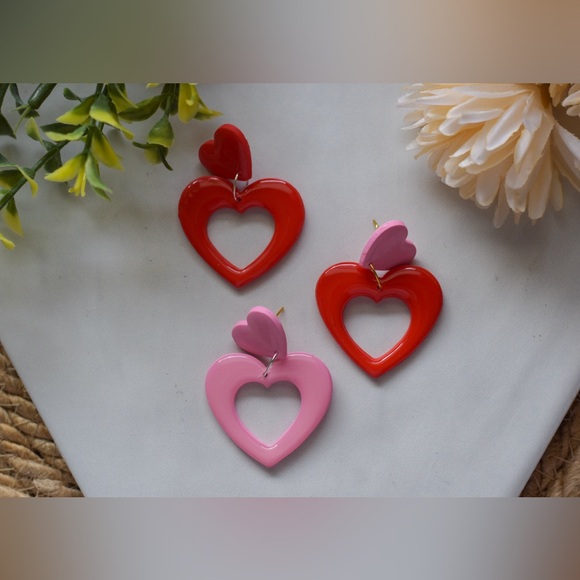 Handmade Polymer Clay Retro Heart Cutout Lightweight Earrings - Picture 2 of 2